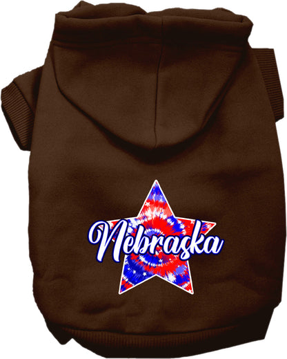 Sudadera con capucha serigrafiada para perros y gatos, para mascotas pequeñas y medianas (tallas XS a XL), "Nebraska Patriotic Tie Dye"