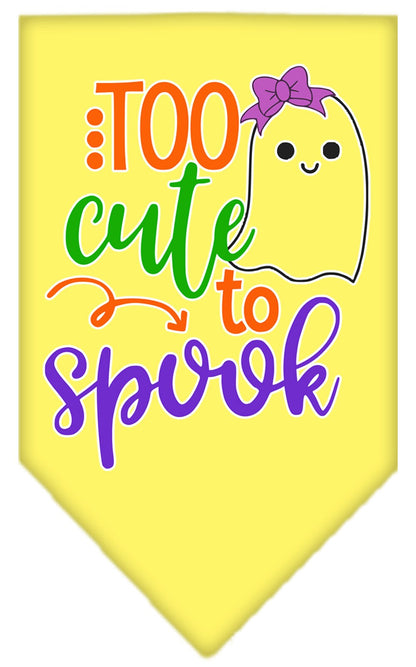 Bandana para perros y mascotas de Halloween serigrafiada con la frase "Too Cute To Spook - Girly Ghost"