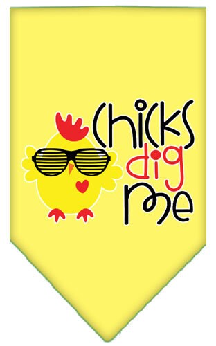 Bandana para mascotas y perros serigrafiada con la frase "Chicks Dig Me"