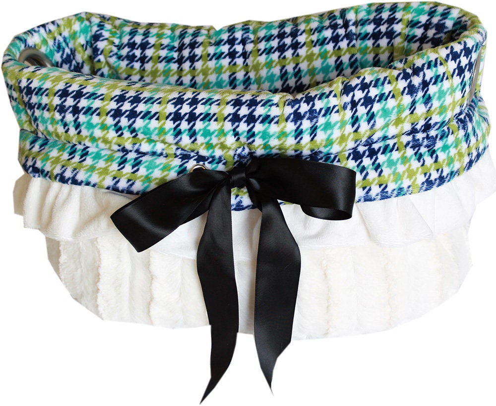 Cama, bolso y asiento de coche reversibles Snuggle Bugs para perros, cachorros y mascotas o gatos, todo en uno, "Plaids"