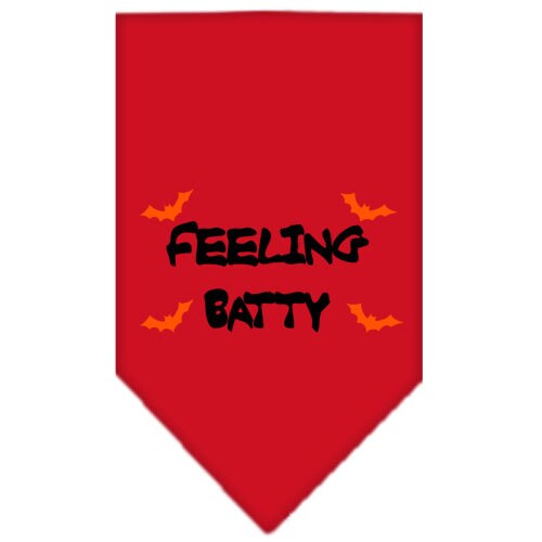 Bandana para perros y mascotas de Halloween serigrafiada con la frase "Feeling Batty"