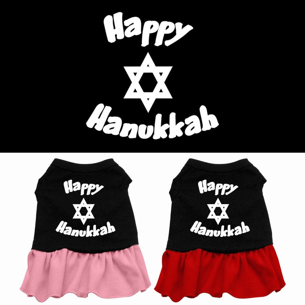 Vestido para perros y gatos de Hanukkah con estampado serigrafiado que dice "Happy Hanukkah"