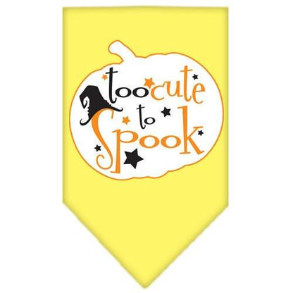 Bandana para perros y mascotas de Halloween serigrafiada con la frase "Too Cute To Spook"