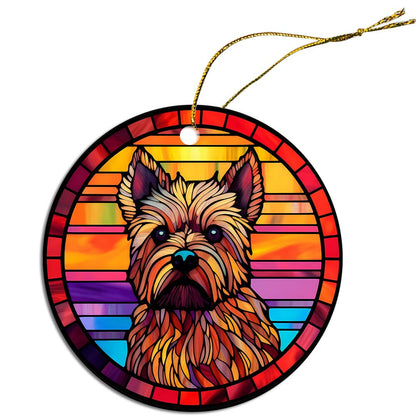 Adorno navideño de vidrieras con la raza de perro "Cairn Terrier"