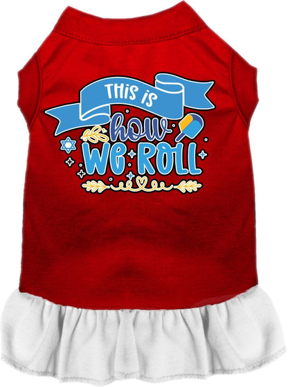 Vestido para mascotas, perros y gatos de Hanukkah serigrafiado con la frase "This Is How We Roll"