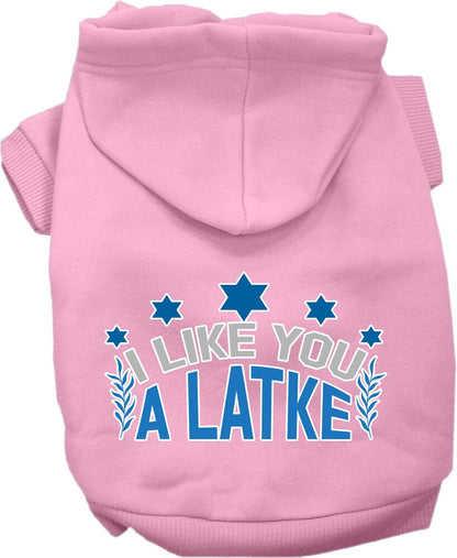 Sudadera con capucha para mascotas, perros y gatos de Hanukkah serigrafiada con la frase "I Like You A Latke" (Me gustas un latke)