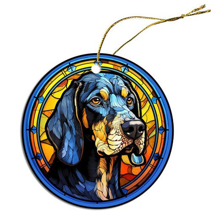 Adorno navideño de vidrieras con la raza de perro "Coonhound"