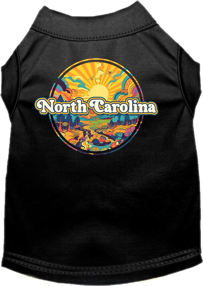 Camiseta serigrafiada para perros y gatos, "North Carolina Trippy Peaks"