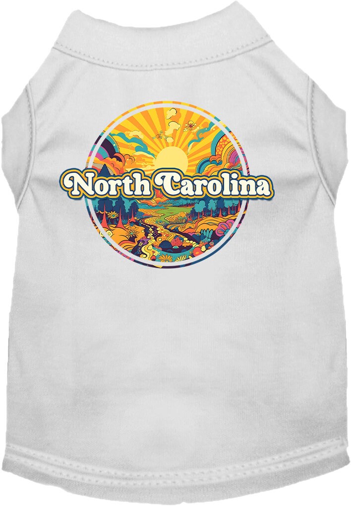 Camiseta serigrafiada para perros y gatos, "North Carolina Trippy Peaks"