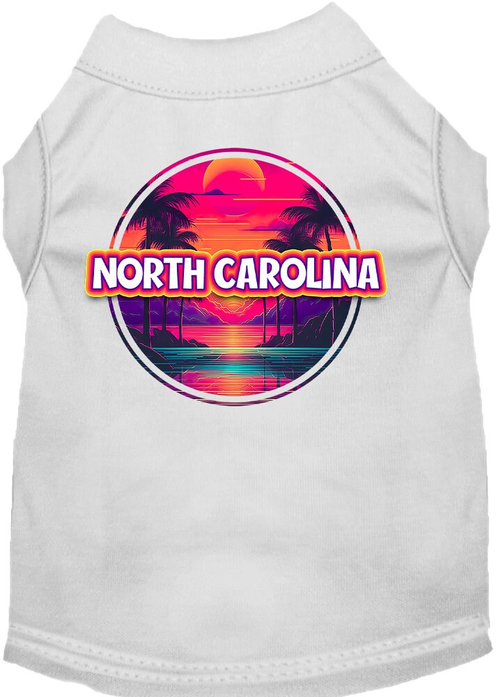 Camiseta serigrafiada para perros y gatos, para mascotas pequeñas y medianas (tallas XS a XL), "North Carolina Neon Beach Sunset"