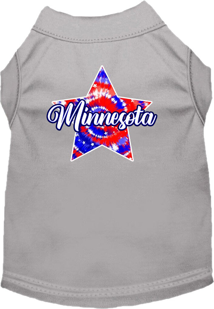 Camiseta serigrafiada para perros y gatos, para mascotas pequeñas y medianas (tallas XS a XL), "Minnesota Patriotic Tie Dye"