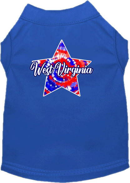 Camiseta serigrafiada para perros y gatos, para mascotas pequeñas y medianas (tallas XS a XL), "West Virginia Patriotic Tie Dye"