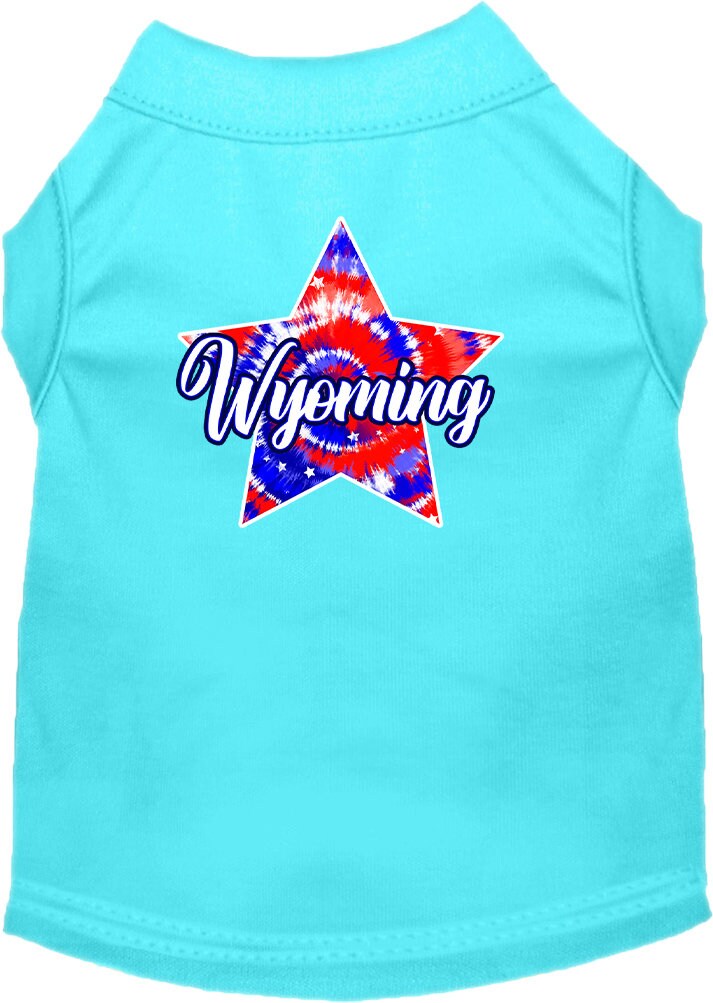 Camiseta serigrafiada para perros y gatos, para mascotas pequeñas y medianas (tallas XS a XL), "Wyoming Patriotic Tie Dye"