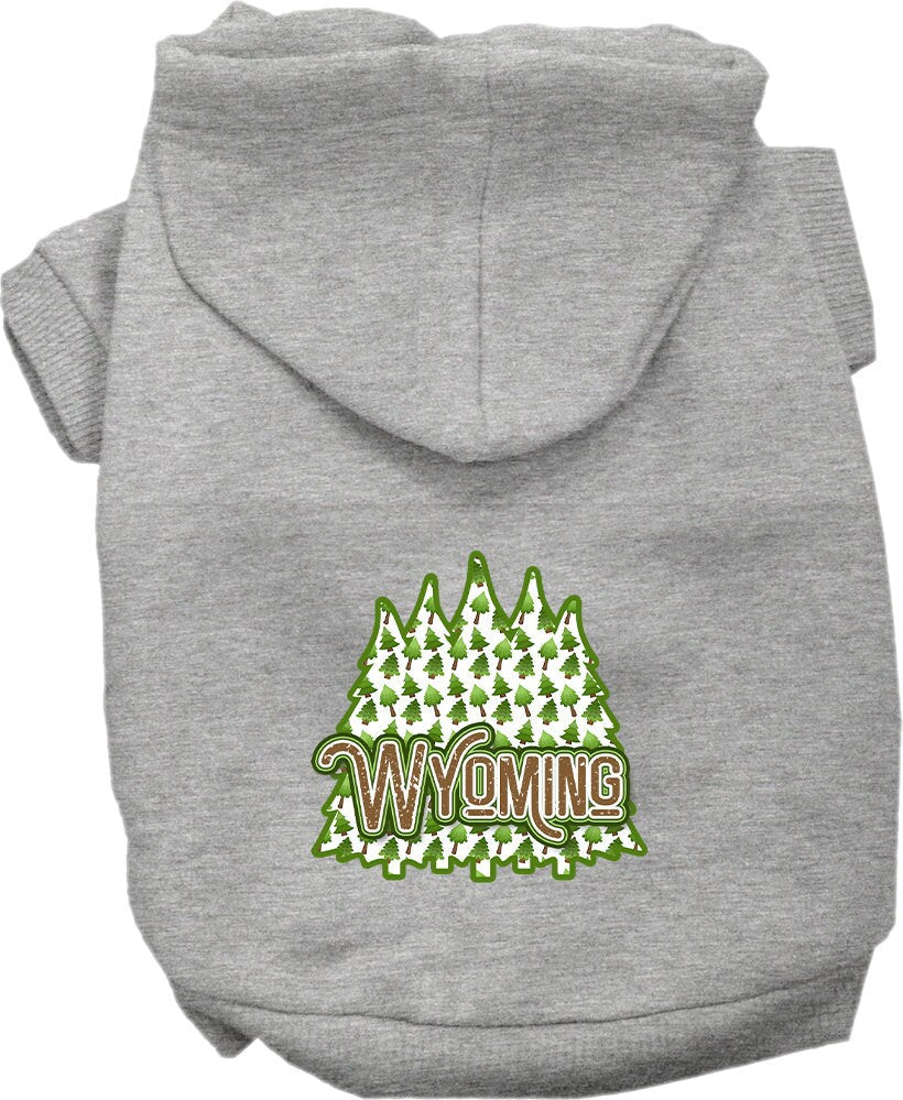 Sudadera con capucha serigrafiada para perros y gatos, para mascotas pequeñas y medianas (tallas XS a XL), "Wyoming Woodland Trees"