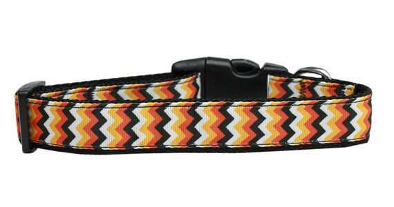 Collar o correa de nailon para perros y gatos de Halloween, "Chevrons de calabaza"