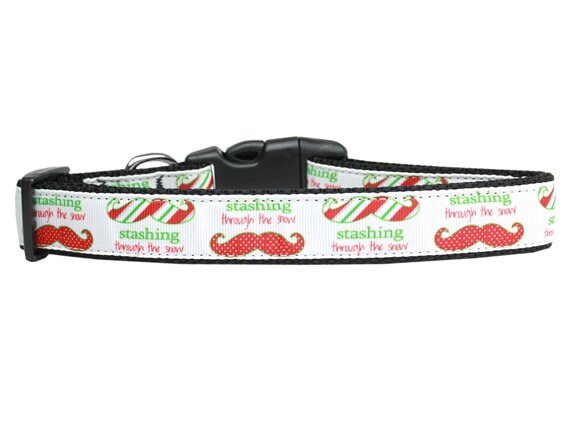 Collar o correa de nailon para perros y gatos navideños, "Stashing Through The Snow"